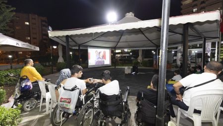 Engelsiz Yaşam Parkı’nda Nostalji Sinema Rüzgarı