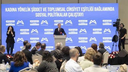 Başkan Seçer: “Belediye Başkanı Tüccar Değil, Kamu Görevi Yapan Yöneticidir”