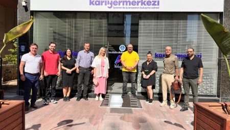 Kariyer Merkezi’nden Lise Öğrencilerine Destek