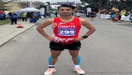 Mazlum Demir’den Gümüş Madalya