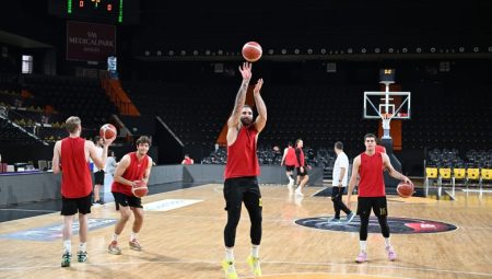 SEVİM: “EVİMİZE GÜÇLÜ DÖNMEK İSTİYORUZ”