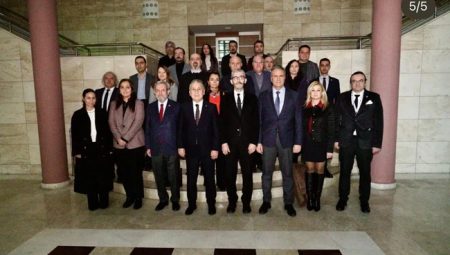 Prof.Dr. Necdet ÜNÜVAR Mersin Üniversitesi ev sahipliğinde düzenlenen ve Tarsus Üniversitesinin de yer aldığı Araştırma İşbirlikleri Çalıştayına katıldı.